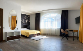 Готель Два Леви