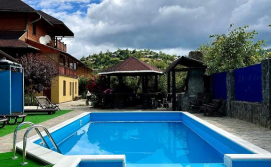 Приватна садиба Яна