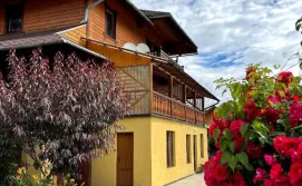 Приватна садиба Яна