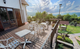 Вілла Зоряний Двір