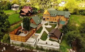 Приватна садиба Еко-садиба Водограй