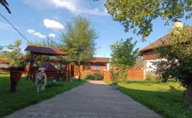 Апартаменти Три-О