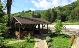 Приватна садиба Еко-садиба Водограй