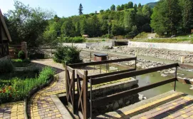 Приватна садиба Еко-садиба Водограй