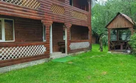 Гостьовий будинок Попівун