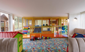 Готель Manhattan