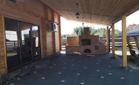 Котедж Wooden House