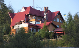 Приватна садиба Фортеця