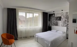 Готель Два Леви