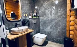 Приватна садиба у Бажанів