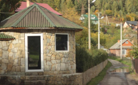 Приватна садиба PetrovMotoPunkt