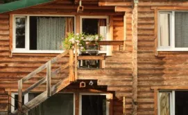 Приватна садиба PetrovMotoPunkt