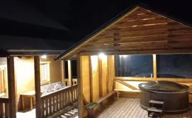 Гостьовий будинок на горі