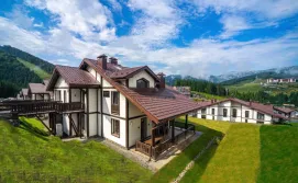Котедж Golden Chalet