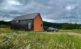 Котедж Barn S&S House