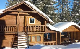 Гостьовий будинок на горі