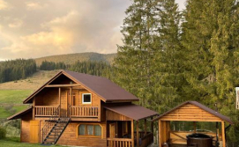 Гостьовий будинок на горі