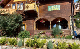 Гостинний двір Лелич