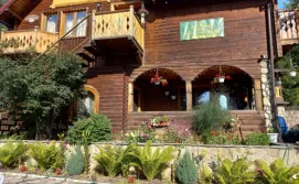 Гостинний двір Лелич