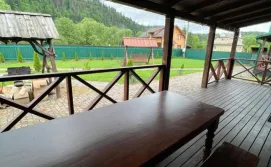 Приватна садиба Veranda