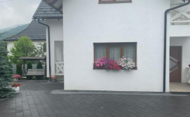 Котедж Зґарда