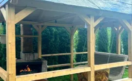 Приватна садиба Лісова пісня