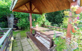 Котедж "Гірський Затишок"