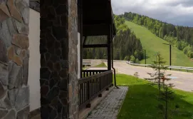 Котедж Mal'ovanka Chalet
