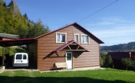 Приватна садиба під Лісочком