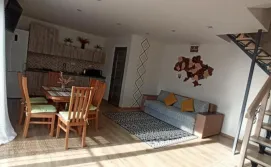 Будиночок Legit House