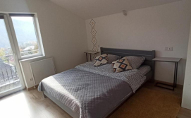 Будиночок Legit House