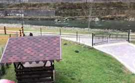 Котедж River House