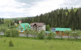 Гостьовий будинок Зустріч у Лева