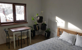 Будинок Біля лісу