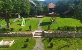 Приватна садиба Сова Бубу