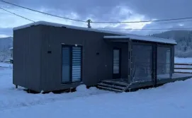 Котедж Barn S&S House