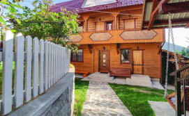 Котедж Біля лісу