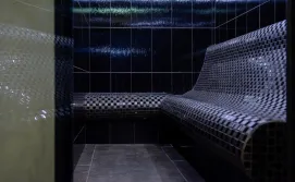 Готель Севеней