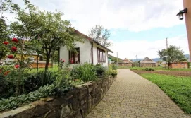 Приватна садиба Під Піщиком