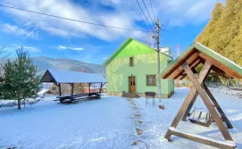 Приватна садиба Горянка