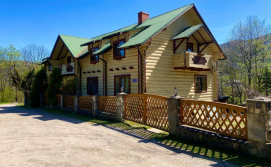 Гостьовий будинок Family