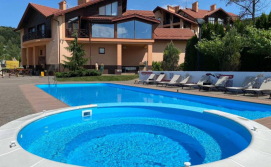 Готель RESPECT