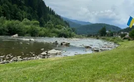 Котедж River House