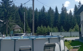 Котедж "У Анастасії і Софії" біля річки