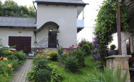 Котедж "Красний Краєвид"