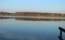 Оздоровчий чан на березі озера Дийда