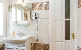 Апартаменти Кам'яниця