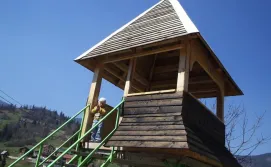 Приватна садиба Коло друзів