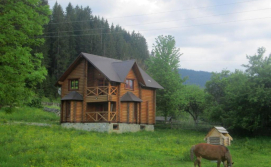 Приватна садиба Казкове Джерело