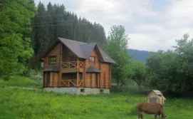 Приватна садиба Казкове Джерело